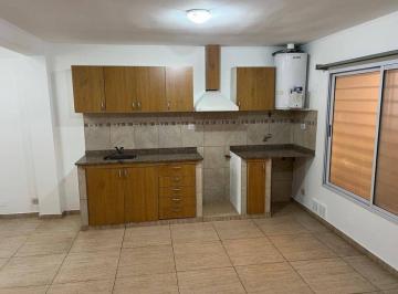 Departamento de 3 ambientes, La Matanza · Departamento en Alquiler 3 Ambientes Al Frente con Balcón en Villa Luzuriaga