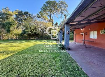 Quinta vacacional · 83m² · 2 Ambientes · Casa Quinta con Pileta en Sauce Viejo