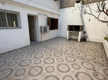 Foto · Departamento de 2 Dorm. Barrio Villa Cabrera