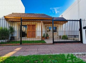 PH · 73m² · 3 Ambientes · 1 Cochera · Venta Moron PH Independiente Dos Dorm.