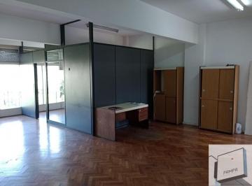 Oficina comercial · 90ha · 4 Ambientes · Oficina en Alquiler Único Piso 90 M²! Oportunidad!