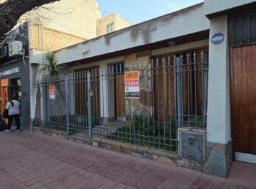 Casa de 7 ambientes, San Martín · Hermosa Casa en Venta en Pleno Centro de San Martín, Provincia de Mendoza.