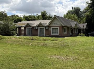 Casa · 280m² · 7 Ambientes · Casa en Venta - Doble Lote 1800 m² - del Viso
