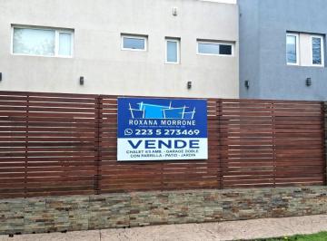 Casa · 200m² · 5 Ambientes · 2 Cocheras · Venta| Casa| 4 Ambientes| Parque Luro