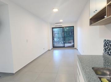 Departamento · 27m² · 1 Ambiente · Alquiler Monoambiente - Patio y Balcón Parque Cha