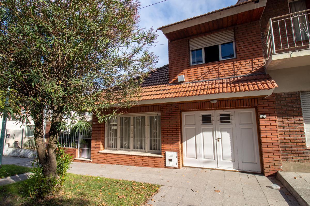 Chalet en Venta + Departamento en P. A