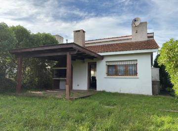 Casa · 57m² · 3 Ambientes · 1 Cochera · Venta Casa Pinamar Ostende 260 m²