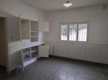Departamento de 4 ambientes, Cinco Saltos · Se Alquila Depto Centrico