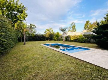 Casa de 5 ambientes, Junín · Casa en Venta en Junín