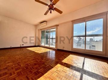 Departamento · 73m² · 3 Ambientes · 2 Cocheras · Venta Departamento 3 Ambientes con Balcón Al Frente y Doble Espacio Guardacoche en Balvanera | Super