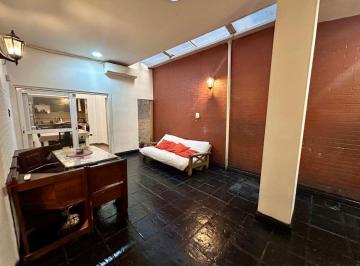 PH de 4 ambientes, Parque Avellaneda · PH 4 Ambientes con Patio Reciclado.