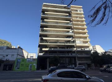 Oficina comercial · 195m² · 2 Cocheras · Oficina en Alquiler Aaa Sobre Libertador!