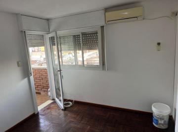 Departamento de 2 ambientes, Córdoba · Alquiler - Dpto. Exter. C/balcon - Centro - Impecable