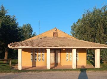 Local comercial de 4 ambientes, Navarro · Salon Comercial y Casa