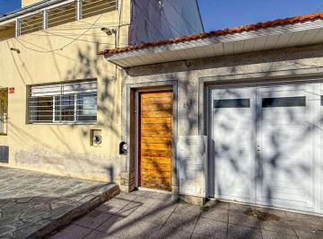 PH · 53m² · 3 Ambientes · Alquiler 12 Meses PH 3 Amb en Villa Primera