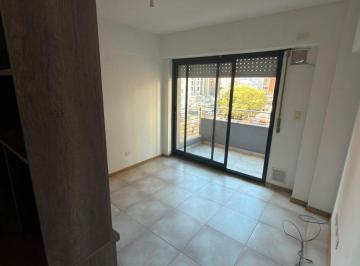 Departamento de 1 ambiente, Rosario · Excelente Monoambiente Dividido con Balcón Al Frente