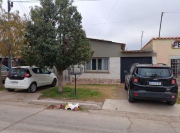 Casa de 8 ambientes, Las Tortugas · Casa en Venta - Mariano Moreno 758 Godoy Cruz