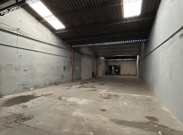 Bodega-Galpón · 831m² · Galpón en Villa Luro