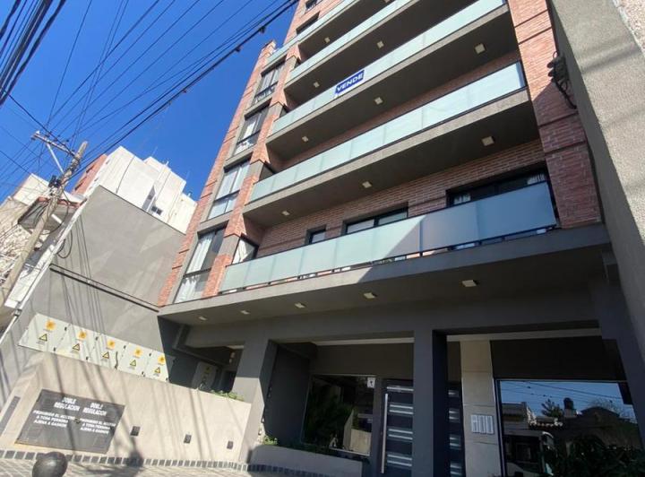 Departamento · 40m² · 2 Ambientes · 1 Cochera