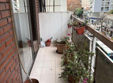 Departamento de 3 ambientes, Almagro · 3 Ambientes Al Frente con Balcon/cochera/apto Profesional
