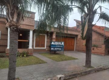 Casa de 5 ambientes, Córdoba · Alquiler - Casa - Mejor Zona Urca - Impecable