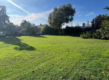 Terreno · 1000m² · 3 Terrenos de 1000 m² Cada Uno, Excelente Acceso a m de Panamericana. Zonificación R2e.