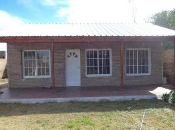 Casa · 250m² · 4 Ambientes · 2 Cocheras · Venta Casa en Oportunidad en Cruz del Eje