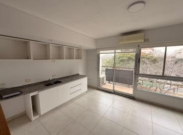 Oficina comercial · 56m² · 2 Ambientes · 1 Cochera · Departamento en Alquiler Sobre Av Maipu.