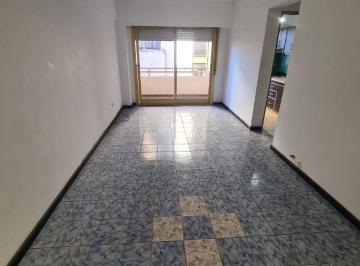 Departamento de 2 ambientes, La Matanza · 2 Ambientes C/balcón