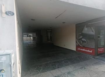 Garage · 15m² · 1 Cochera · Alquilo Cochera en Calle Andres Pazos 128 Frente a Caja de Jubilaciones y Una Cuadra de Peatonal