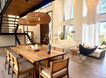 Casa · 1300m² · 7 Ambientes · 6 Cocheras · Casa de Categoria Única en Villa Carlos Paz