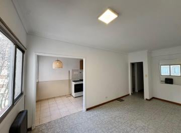 Departamento · 51m² · 3 Ambientes · Venta. 3 Amb. Fte a Plaza Mitre