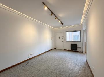 Departamento · 51m² · 3 Ambientes · Venta. 3 Ambientes. Fte a Plaza Mitre