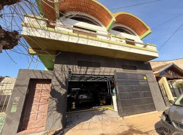 Casa de 3 ambientes, Lomas de Zamora · Casa, Local, Deposito, Sobre Amplio Lote