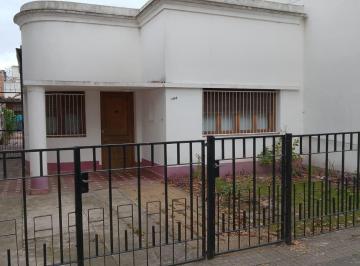 Casa · 160m² · 10 Ambientes · 1 Cochera · Casas en Venta en La Plata.