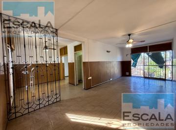 Departamento · 70m² · 4 Ambientes · Departamento Dos Dorm. con Balcon en Barrio Rucci