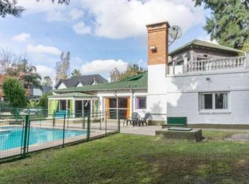 Casa · 330m² · 6 Ambientes · 1 Cochera · Casa en Venta en Boca Ratón Country Club Pilar