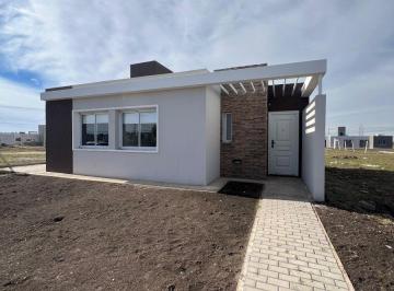 Casa de 5 ambientes, Alta Gracia · Vendo Casa a Estrenar en Reserva Tajamar 3 Tipologia 3 Apta Nacion