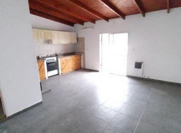 Departamento de 1 ambiente, La Plata · 513 Entre 4 y 5 - 1er Piso