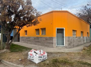 Departamento · 70m² · 3 Ambientes · Departamento en Alquiler, Neuquen Centro