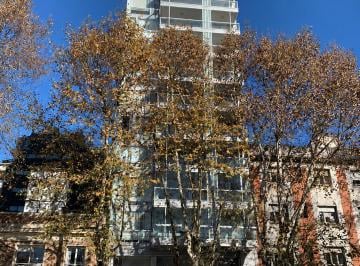 Departamento de 1 ambiente, Belgrano · Alquiler Monoambiente con Balcon y Cochera - Alquiler Vivienda / Apto Profesional / Uso Comercial