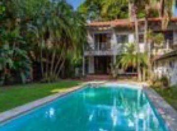 Terreno · 302m² · Lote en Venta en Excelente Ubicación en Acassuso, a Pasos del Río, San Isidro
