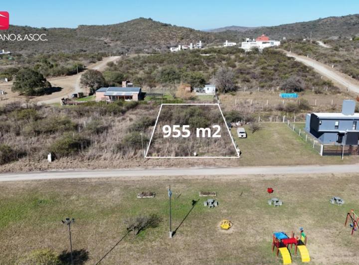 Terreno · 955m²