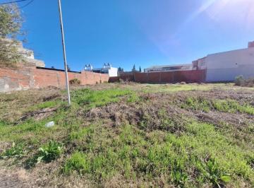 Terreno · 420m² · Lote en Venta Zona de Altisimo Crecimiento.