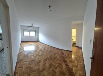 Departamento de 2 ambientes, Vicente López · Alquiler - Hermoso Departamento 2 Amb C/lavadero y Balcón!