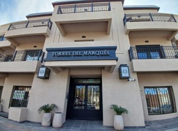 Departamento · 70m² · 3 Ambientes · 1 Cochera · Alquiler Departamento 2 Hab en Torres del Marques