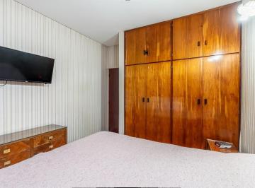 Casa · 111m² · 5 Ambientes · 6 Cocheras · Venta de Casa en Remedios de Escalada
