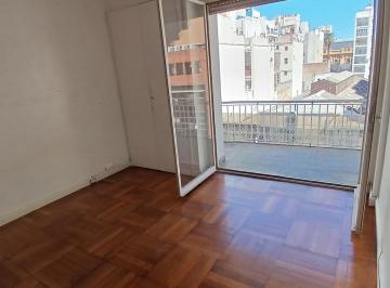 Departamento · 92m² · 3 Ambientes · Amplio y Mucha Luz - 2 Dorm. con Dependencia - Techos Altos