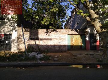 Terreno · 215m² · Venta Terreno Sucre Al 300 Moron Centro de 215 m²