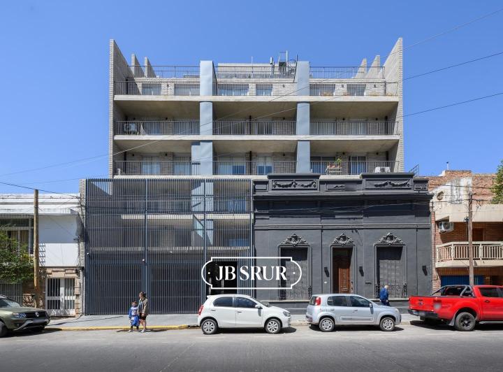 Local comercial · 214m²